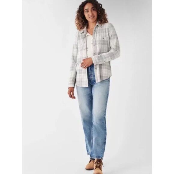 Faherty Legend Sweater Button Up Shirt White Plaid Winter Clouds Top Size XS - Picture 1 of 9